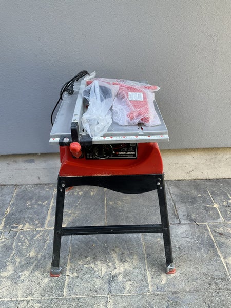 Black and Decker table saw Carousel 2
