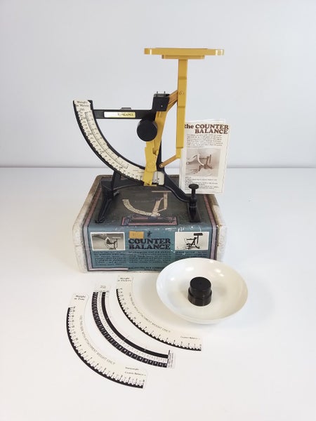 Vintage Counter Balance Scale Set with Box - $1 No Reserve Auction Carousel 2
