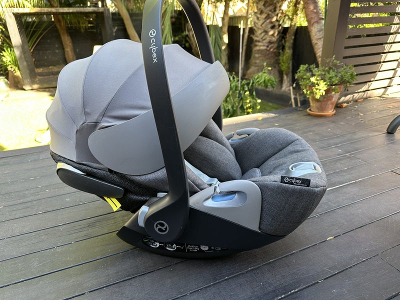Cybex e-Priam – Electric Smart Stroller Carousel 8