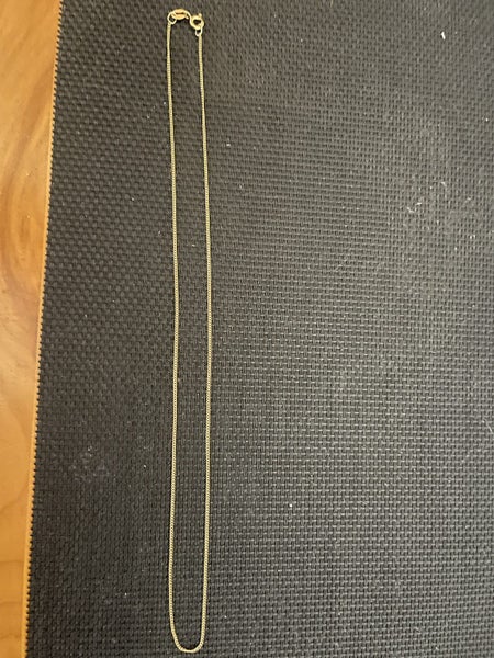 9ct gold curb chain Carousel 2