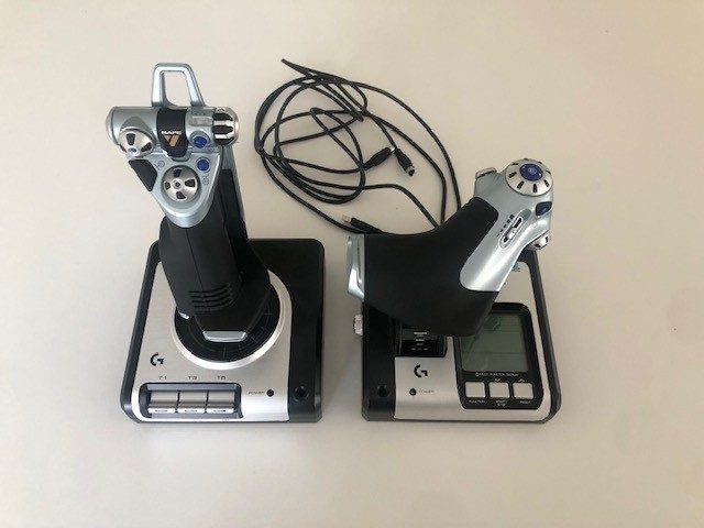 Logitech X52 Flight Control System – Excellent Condition! Carousel 5