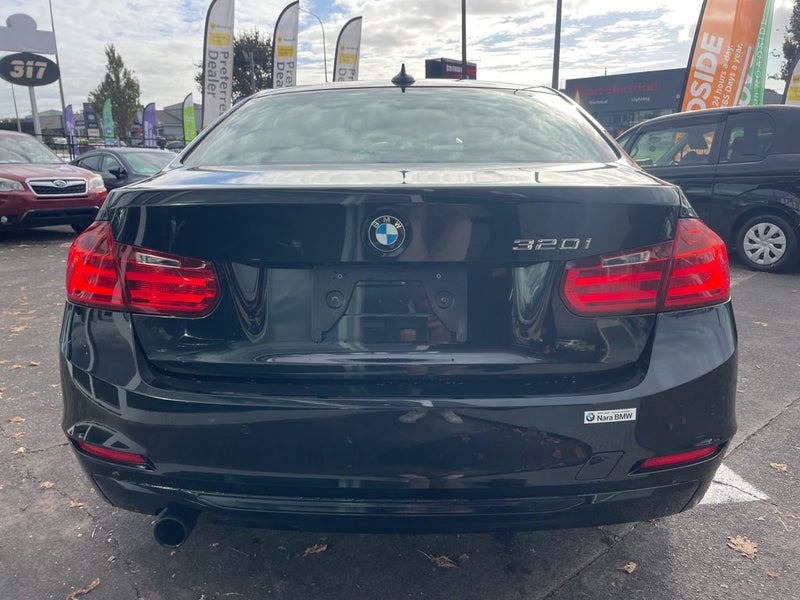 2012 BMW 320i Sport/ Cruise Control62863270923010112