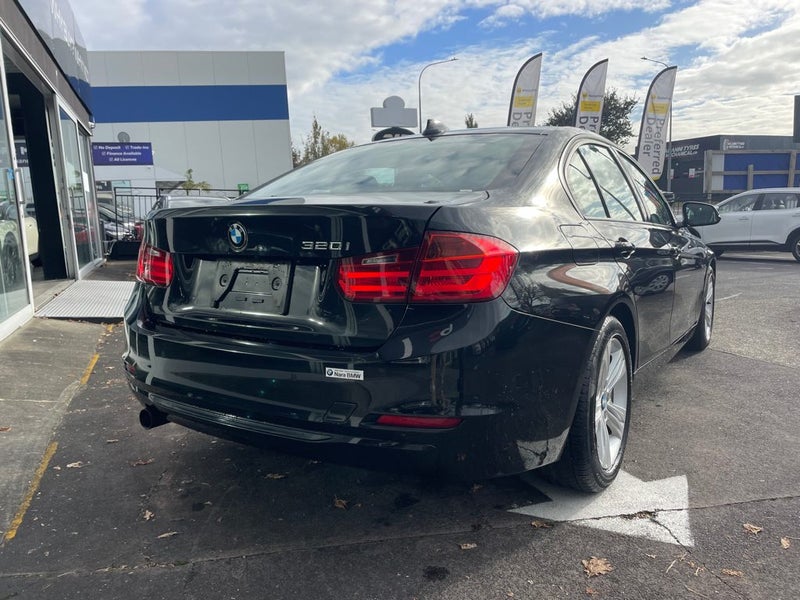 2012 BMW 320i Sport/ Cruise Control62863270923010113