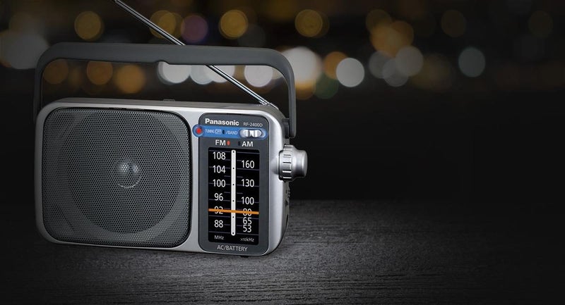 Panasonic RF-2400 Portable AM/FM Radio - Silver Carousel 6