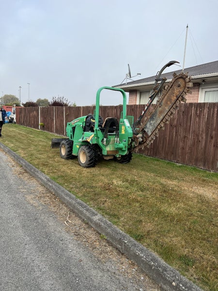 Ditch Witch RD45 trencher Carousel 1