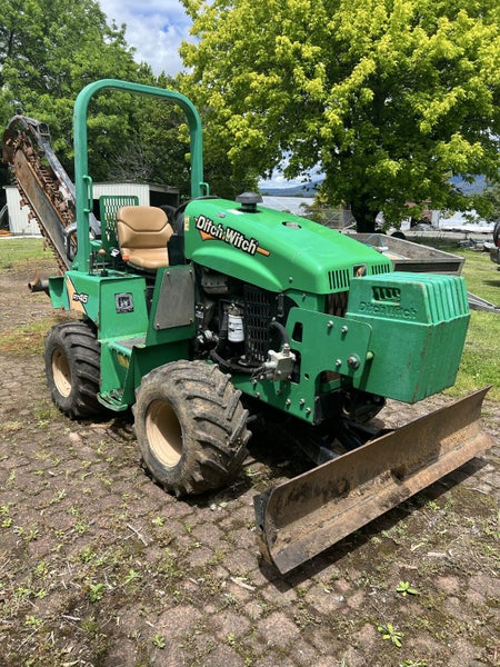 Ditch Witch RD45 trencher62932735320193114
