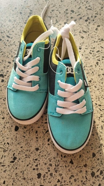 DC children shoes Carousel 1