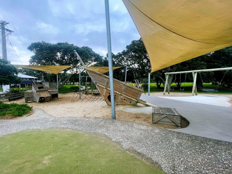 Image 1 of 20