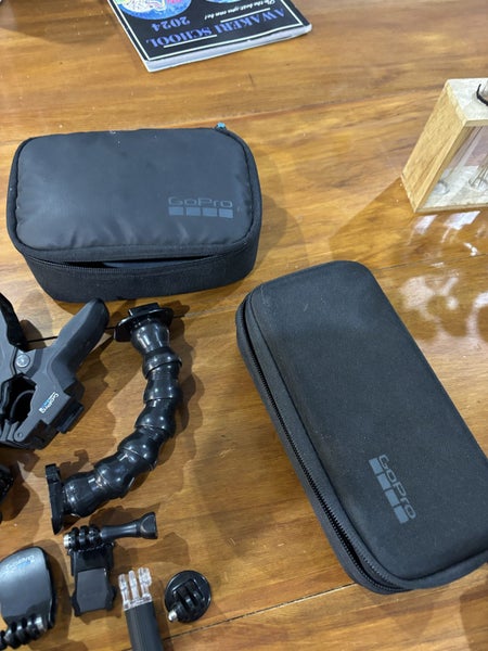 GoPro hero 10 Black with media kit Carousel 7
