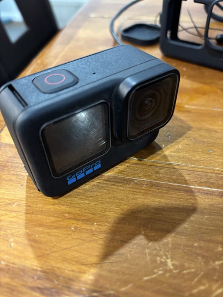 GoPro hero 10 Black with media kit Carousel 2