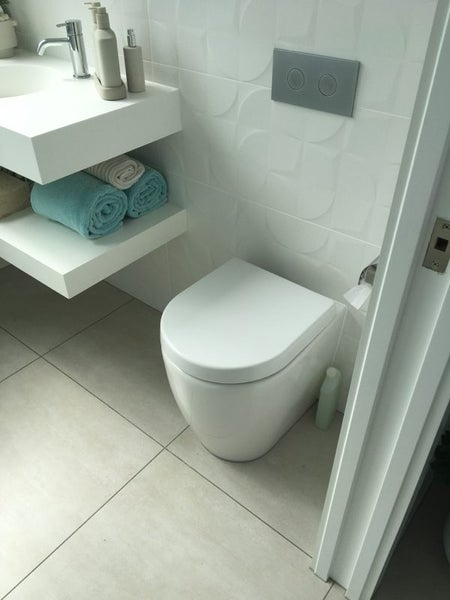 Back to wall p trap toilet Carousel 2