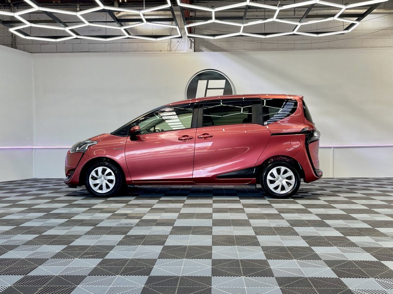 2016 Toyota Sienta X HYBRID HYBRID62864754797185114