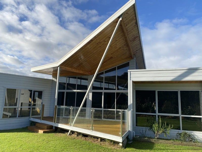 Image 1 of 20