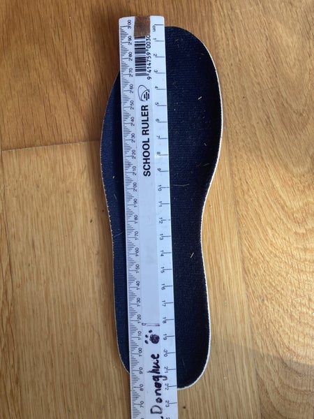 Kids Gumboots / wellies size 2 Carousel 9