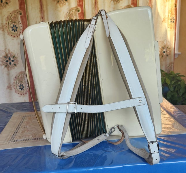 Accordion64141723856258114