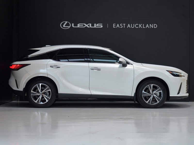2025 Lexus RX 350h Premium 2.5Ph62864754755459113