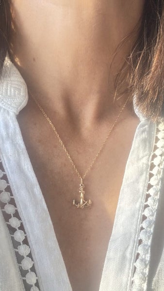 Vintage 9 Carat Gold Anchor Pendant Carousel 1
