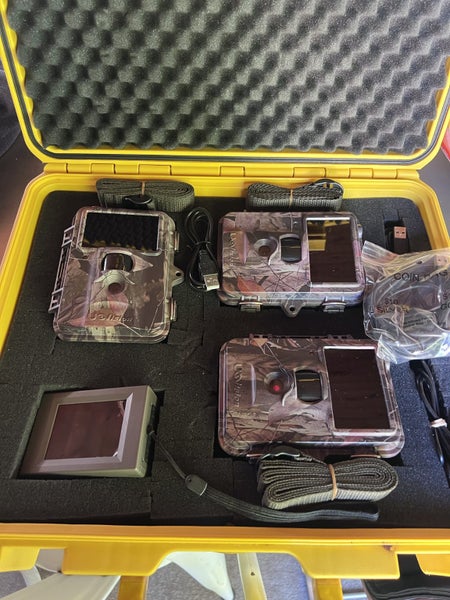 Moultrie Hunting Cameras, Viewer and Case Carousel 1