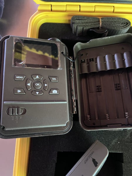 Moultrie Hunting Cameras, Viewer and Case62929686585986113