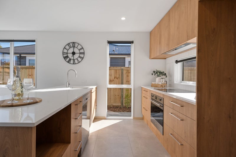 Brand New, No-Fuss Investment62865866430083112
