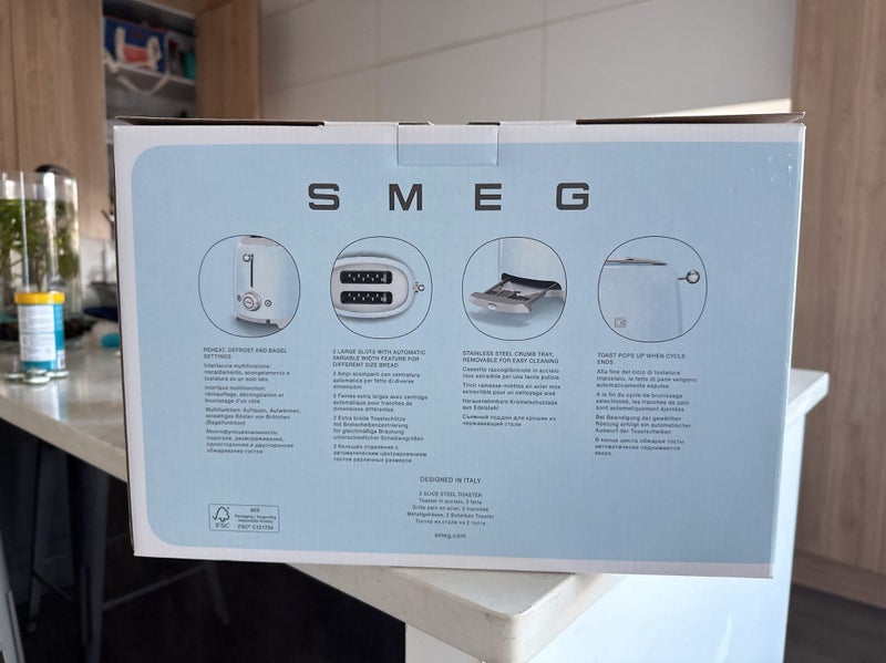SMEG 2-SLICE TOASTER, WHITE, TSF01WHAU Carousel 2