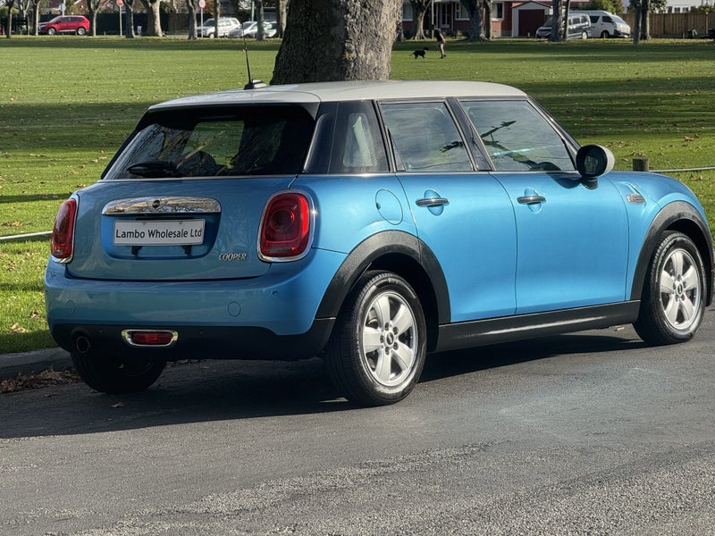 2015 MINI Cooper 1.5 Turbo - 5-Door Automatic -...64851660646530112