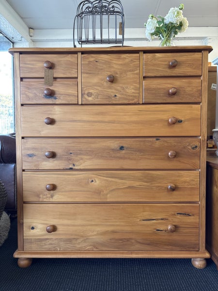 An A.S de Bruin Cabinetmakers Solid Rimu 8Dr Tallboy Carousel 1