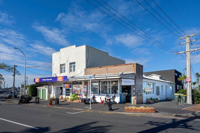 Image 1 of 19