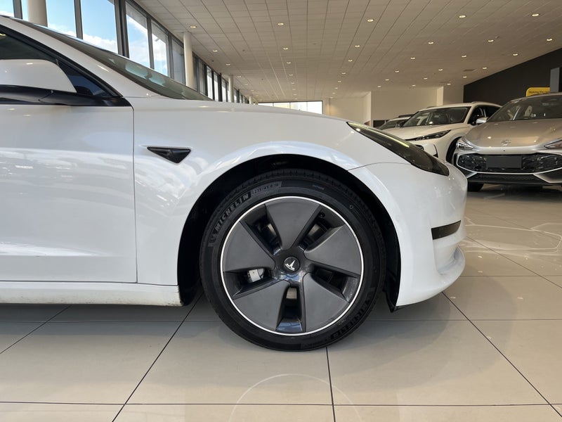 2021 Tesla Model 3 Standard Range Plus63747724726915114