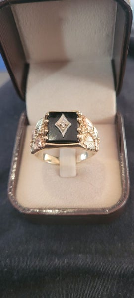 10ct Black Hills Gold Black Onyx & Diamond Ring Carousel 1