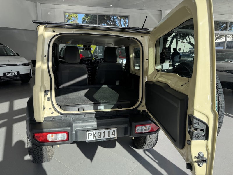 2022 Suzuki Jimny Sierra 1.5 4WD Manual62864754099842114