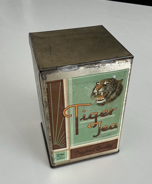 Fabulous old 2lb Tiger tea tin Carousel 2