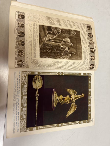 The illustrated London news EiiR Coronation 1953 Book Carousel 3