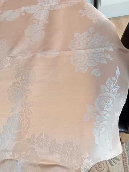 Beautiful peach satin damask square tablecloth Carousel 2
