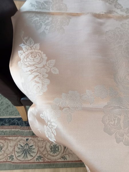 Beautiful peach satin damask square tablecloth Carousel 3