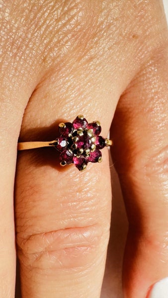 Vintage Ruby Flower Ring Carousel 2