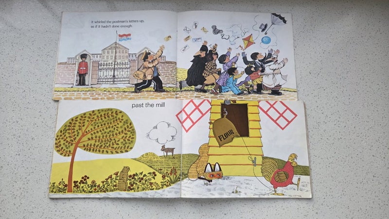 2x PAT HUTCHINS BOOKS - LOOK! Carousel 3