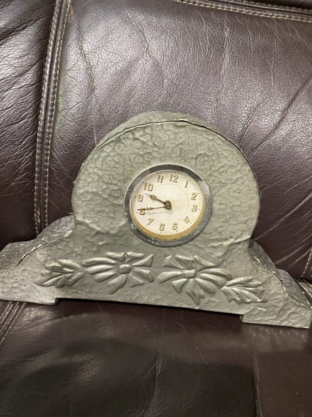 Art deco clock. ? made in ???? Germany. HAC. Carousel 5