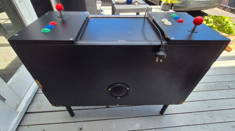 Arcade machine (homebuilt) Carousel 6