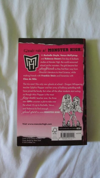 Monster High GhoulFriends forever Carousel 2