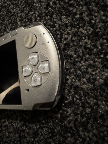 PSP 3002 Silver Carousel 6