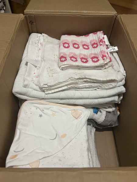 Cot mattress and beddings Carousel 5