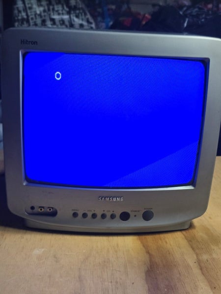 Retro CRT Gaming TV. Samsung Carousel 1