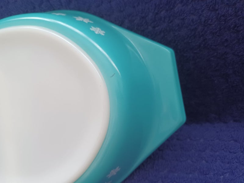 Vintage Pyrex "Snowflake" Divided Serving Dish Carousel 11