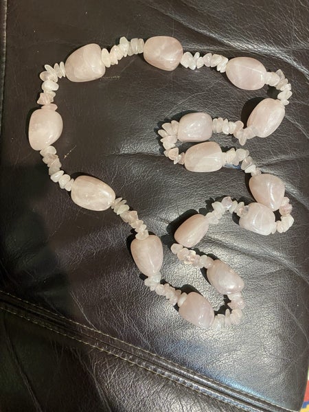 Rose ?? quartz necklace. Carousel 3