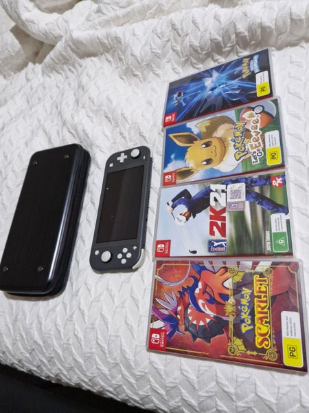Nintendo Switch Lite Bundle Carousel 1