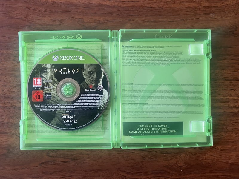 Outlast Trinity - Xbox One Carousel 2