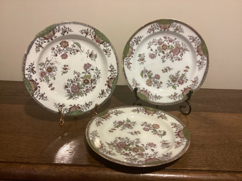 Antique circa 1844 Kaolin ware small plates x 3 Carousel 1