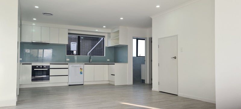Image 1 of 18