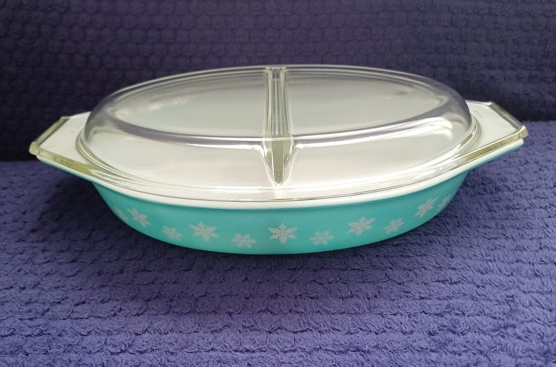 Vintage Pyrex "Snowflake" Divided Serving Dish Carousel 1